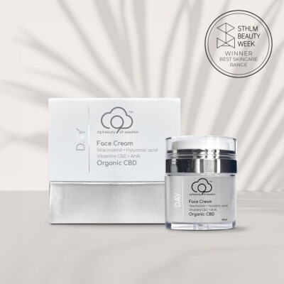 C9 Day - Face Cream - 50ml. Niacinamide, Hyaluronic acid, Vitamins C&E, AHA. Description. Our day cream has a nourishing, soothing, repairing and moisturizing effect on the skin. Strengthens the skin's defense against external environmental influences. It makes the skin smooth, radiant and helps reduce fine lines.