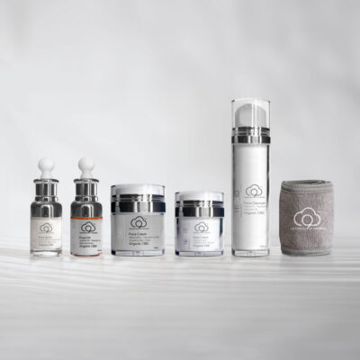 The Ultimate Gift Bundle: Cleanser, face serum, face Oil, Day cream, Night Cream & headband.
